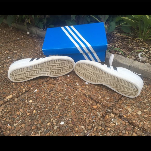 Adidas Classics Mens Shell Toed Size 11 SEE PICS - Picture 2 of 7